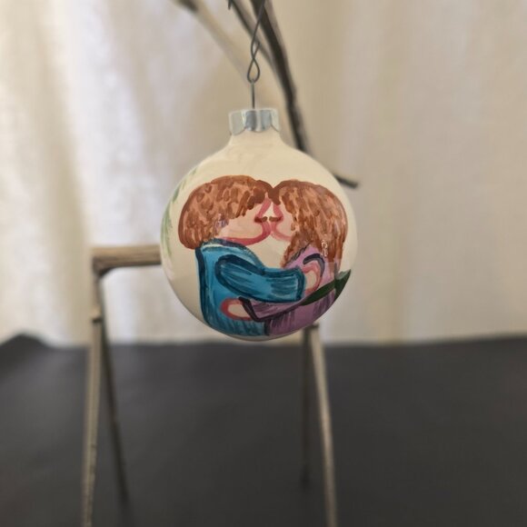 Vintage Suzi Long Hand Made, Hand Painted and Signed Porcelain XMAS Ornament - Picture 2 of 10